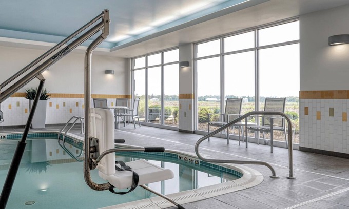 Octa Hotel | Fairfield Inn & Suites Jeffersonville I-71