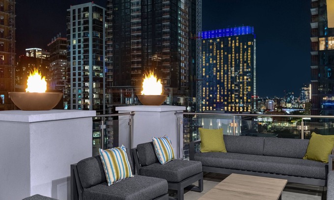 Rainey Street Historic District Hotel | Fairfield Inn & Suites Austin Downtown