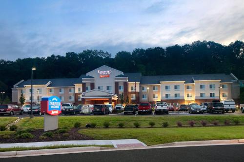 Marietta Hotel | Fairfield Inn & Suites by Marriott Marietta