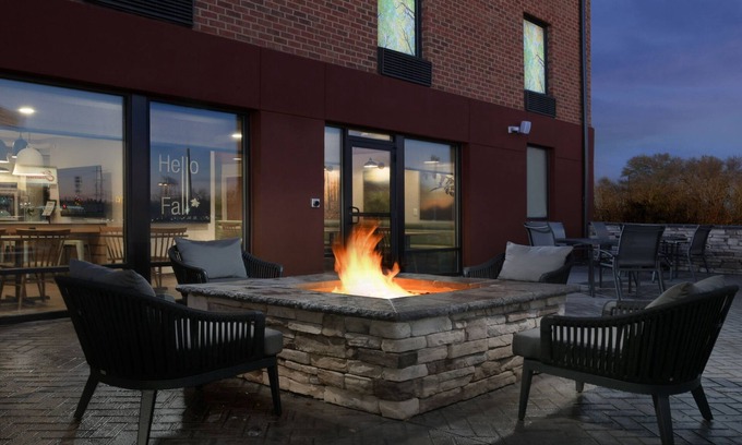 Pottstown Hotel | Fairfield Inn & Suites by Marriott Pottstown Limerick