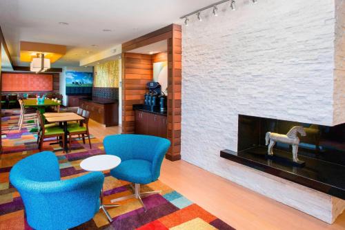 Quincy Hotel | Fairfield Inn & Suites by Marriott Quincy