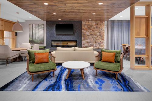 Salem Hotel | Fairfield Inn & Suites by Marriott Roanoke Salem