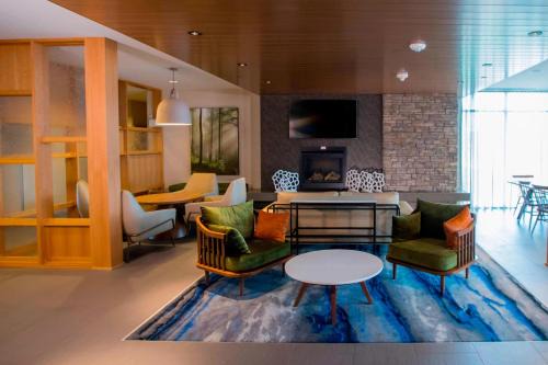 Alexandria Hotel | Fairfield Inn & Suites By Marriott Alexandria