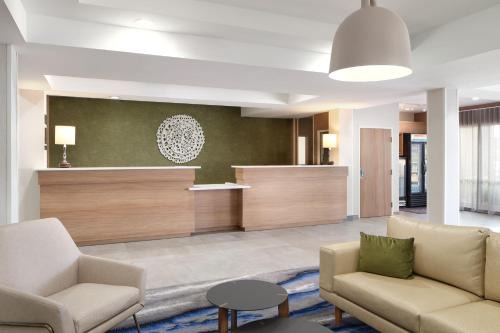 Dentsville Hotel | Fairfield Inn & Suites Columbia Northeast