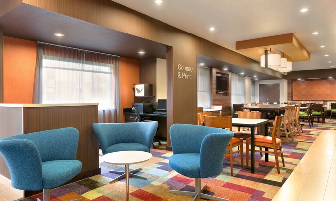 Poland Hotel | Fairfield Inn & Suites Youngstown Boardman/Poland