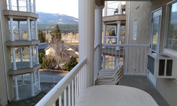East Kootenay Apartment | Fairmont Mountain View Villas