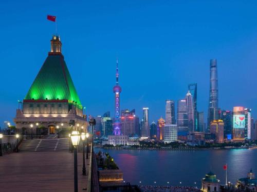 Downtown Shanghai Hotel | Fairmont Peace Hotel on the Bund