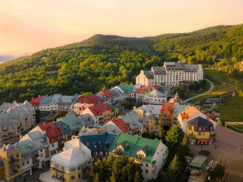 Mont-Tremblant Pedestrian Village Hotel | Fairmont Tremblant