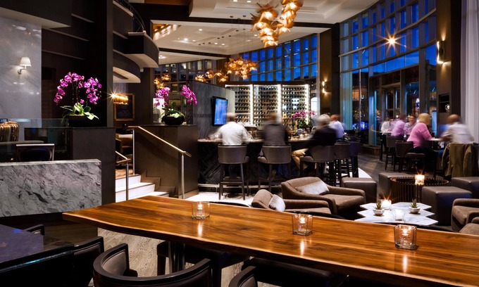Coal Harbour Hotel | Fairmont Waterfront