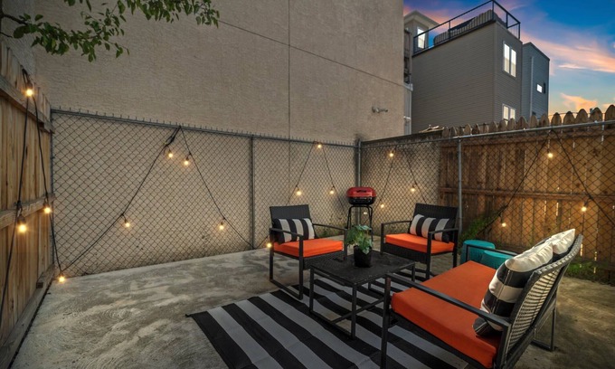 Fairmount House | Fairmount | Big Backyard | Kid Friendly Game House