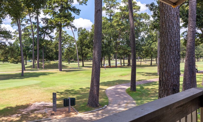 Walden on Lake Conroe Condo | Fairway Escape! Golf view, Gym, Pool & Resort Amenities