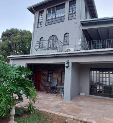 Uvongo Bed & Breakfast | Fairway Guest Lodge