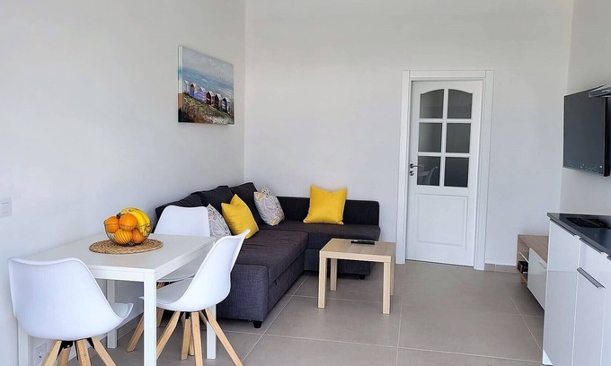 Tinajo Apartment | Falcón Apartment. Ideal stay to get to know Lanzarote