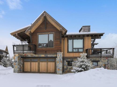 Woodmoor House | Falcon Haus Home