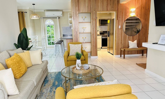 Montego Bay Apartment | Falcon Oceanview3BRCondo/Free Airport Transport/5minsWalkToBeach/Gated/Security