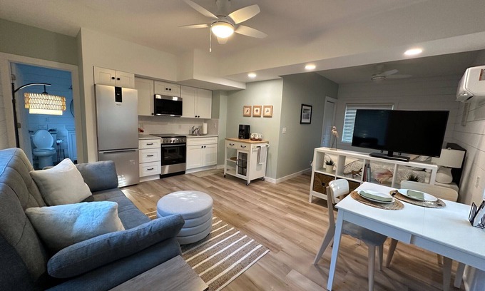 Saint Helena Island House | FALL AND WINTER ON BEAUTIFUL FRIPP ISLAND! Sea Mist Serenity w/Golf cart, pet considered, monthly rates available!