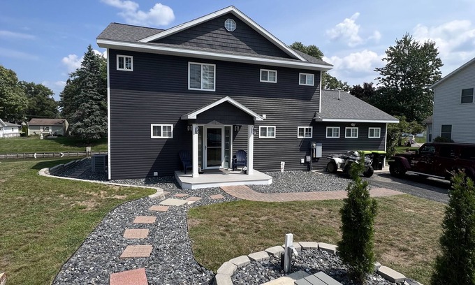 St. Helen House | Fall colors and SXS! Don’t miss out! The Four Season Family Retreat!