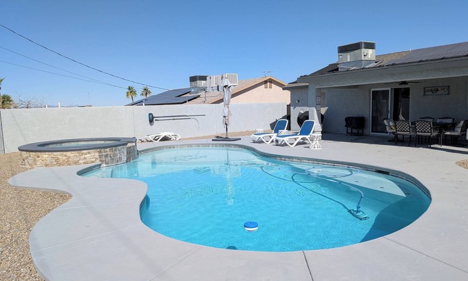 Lake Havasu City House | Fall Discount! Enjoy the private pool/spa under the stars. Many amenities!