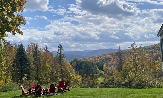 Margaretville House | Fall Foliage Catskills Escape Family-Friendly Farmhouse 5 Minutes from Town