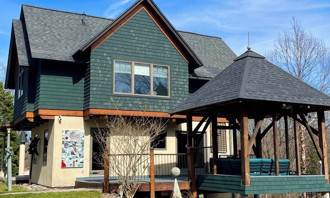 Trumansburg House | Fall Foliage Delight! Be in the center of amazing beauty for fall!