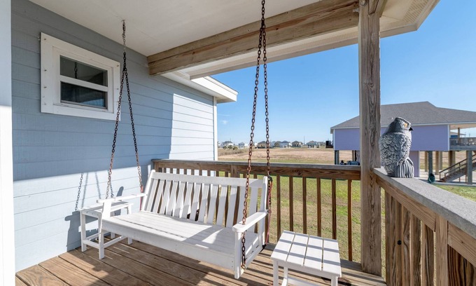Indian Beach House | Fall for Galveston 15% Off Your Stay This Season