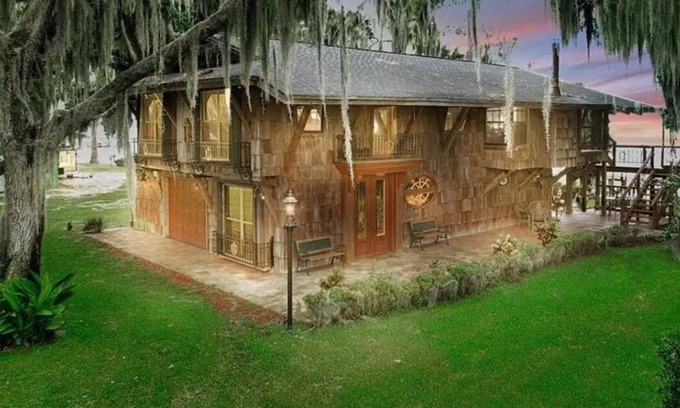 Lake Placid House | FALL SALE - 25% off Beautiful Lake June Home