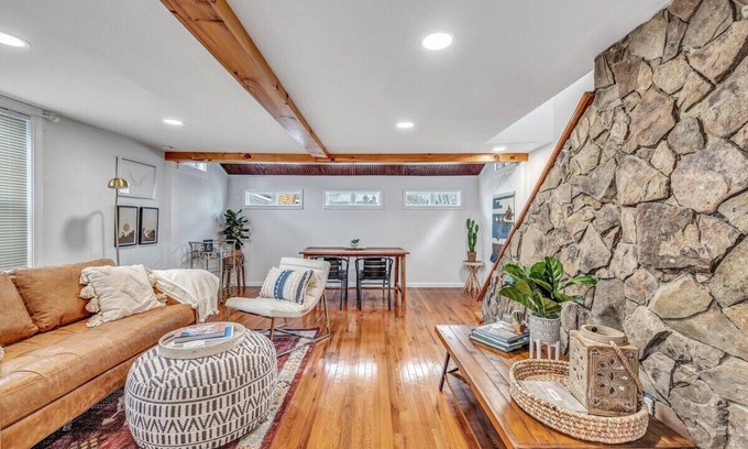 Devon Cottage | Fall Sale | Cozy Cottage | Pet | WalktoBeach