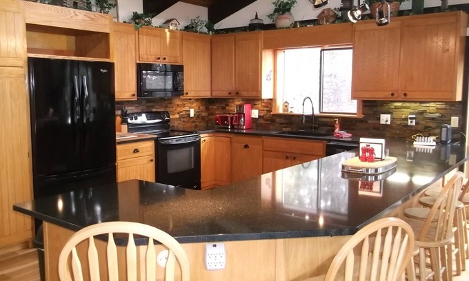 Teton Village Ski Chalet | Fall special! Fun Great room, Hot tub,PoolTable, Foosball, wildlife