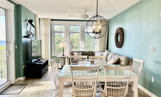 Baytowne Wharf Condo | Fall & Winter Rates, Spectacular corner bay view, Baytowne fun, free shuttle