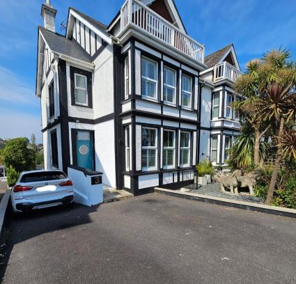 Maenporth House | Falmouth House near the Sea