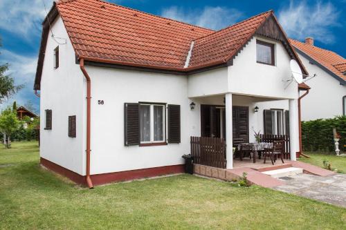 Balatonmariafurdo House | Familia Nyaraló 117