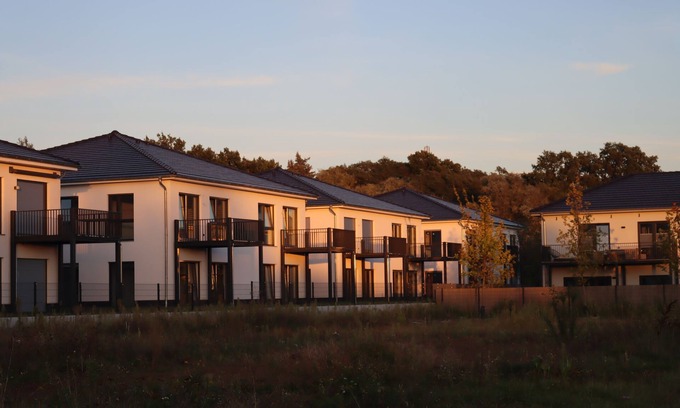Muldestausee Apartment | Familienfreundliche Ferienwohnung in Ufernähe zum Goitzschesee