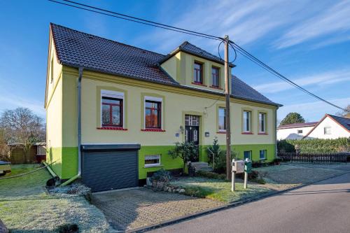 Kenz-Kustrow Apartment | Familienfreundliche Ferienwohnung