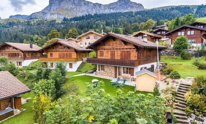 Axalp House | Familienfreundliche Ferienwohnung, Modern und Gemütlich Eingerichtet