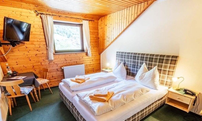 Ranten Cottage | Familienzimmer 3, Dusche, WC, 2 Schlafräume - Gasthof Hammerschmied