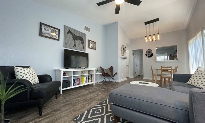 Cherry Creek House | Families/Couples | Perfect for a Home Base II