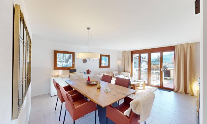 Lenz Apartment | Family accommodation Tgampi Sot Lantsch for 6 persons