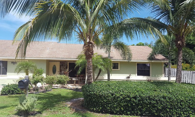 Rocky Point House | Family and Pet Friendly Tropical Paradise