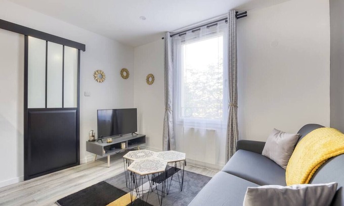 Magny-le-Hongre Apartment | Family apartment 10min from Disneyland