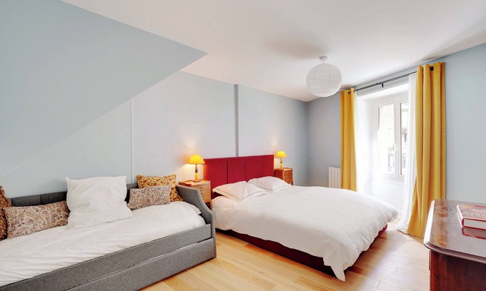 18th Arrondissement Apartment | Family apartment 2 bedrooms. up to 6 adults. Kids friendly