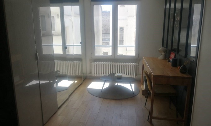 Quartier de Rochechouart Apartment | Family apartment in the heart of Paris