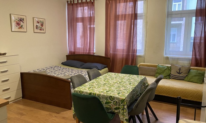 Teplice Apartment | Family Apartment No 11a im Stadtzentrum am Park Teplice