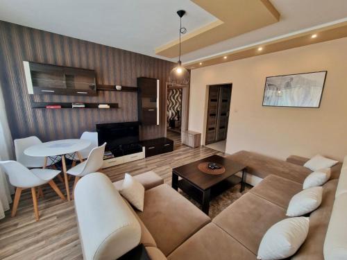 Sturovo Apartment | Family Apartment Vadaš