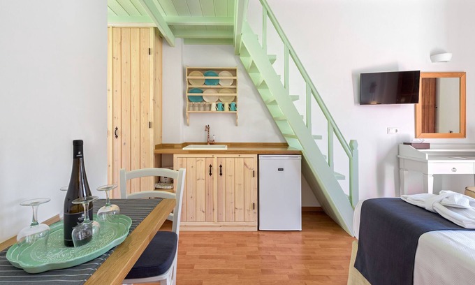 Pedi Apartment | Family Apartment with Sea View A, Symi