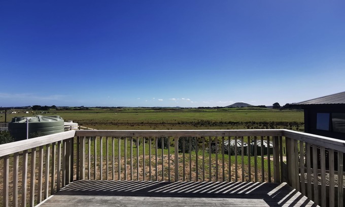 Karkari Peninsula House | Family bach in Tokerau Beach