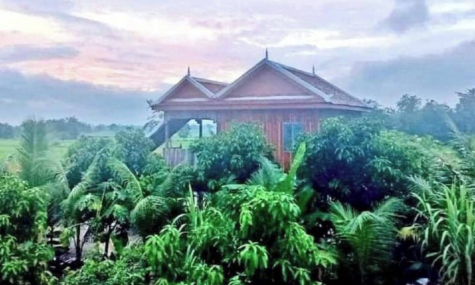 Banan House | Family Batcave Homestay
