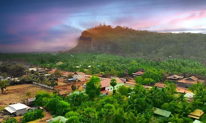 Banan House | Family Batcave Homestay