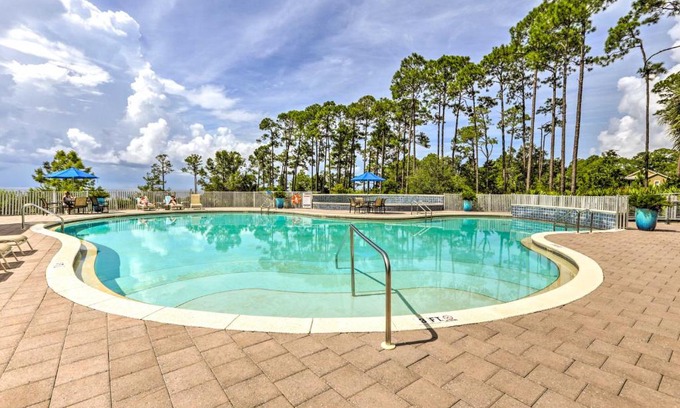 Panacea House | Family Beach Getaway in St Teresa Bike to Ocean!
