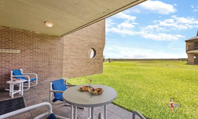 South Padre Island Apartment | Family Beach Condo, Steps to Sand!