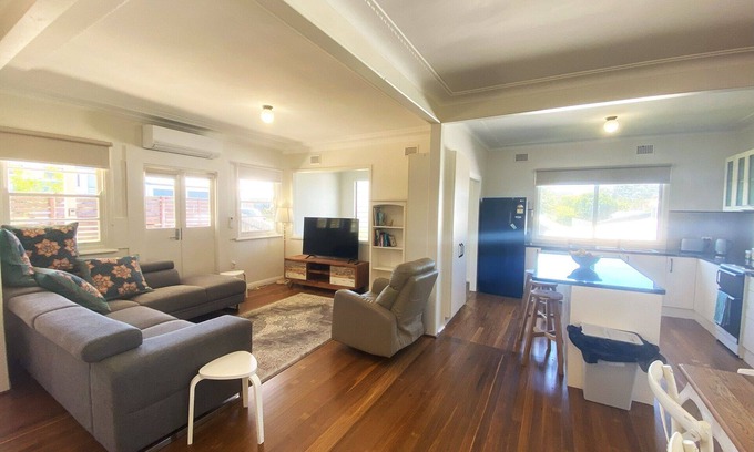 Hyland Park House | Family Beach Get Away